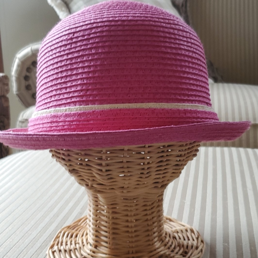 Pink versatile hat - Picture 2 of 4